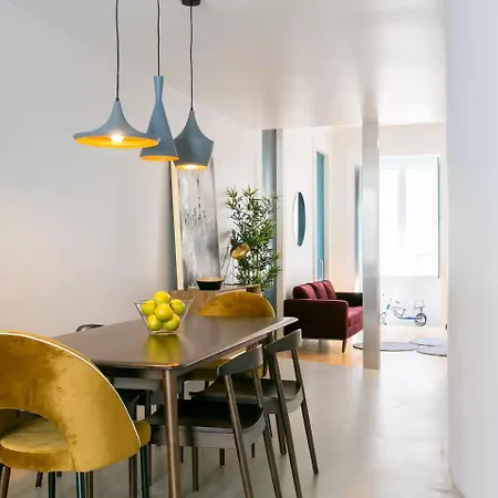 Appartamento Awarded 3 Bedrooms Upscale Flat@chiado Bairro Alto