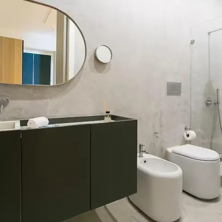 Awarded 3 Bedrooms Upscale Flat@chiado Bairro Alto Appartamento Lisbona