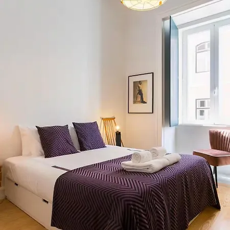 Awarded 3 Bedrooms Upscale Flat@chiado Bairro Alto *
