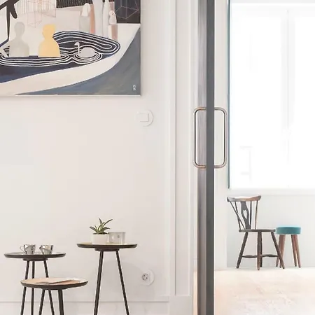 Awarded 3 Bedrooms Upscale Flat@chiado Bairro Alto Appartamento Lisbona