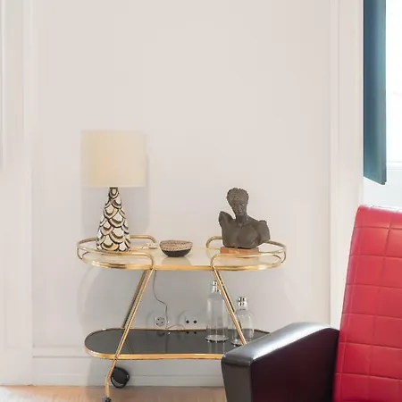 Awarded 3 Bedrooms Upscale Flat@chiado Bairro Alto * Lisboa