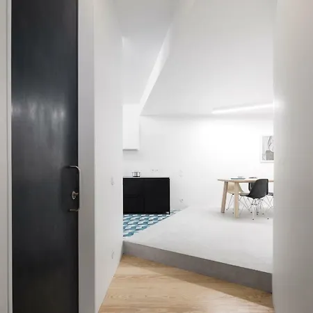 Apartment Awarded 3 Bedrooms Upscale Flat@chiado Bairro Alto Lisbon