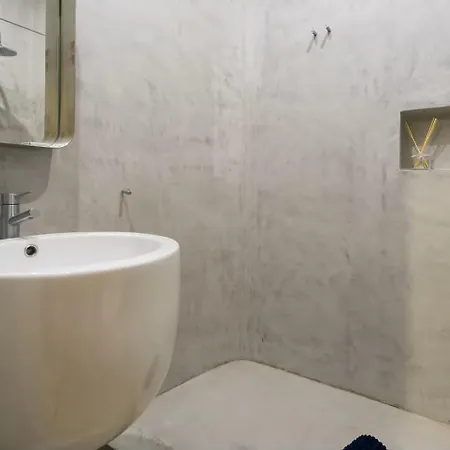 Awarded 3 Bedrooms Upscale Flat@chiado Bairro Alto 아파트 *