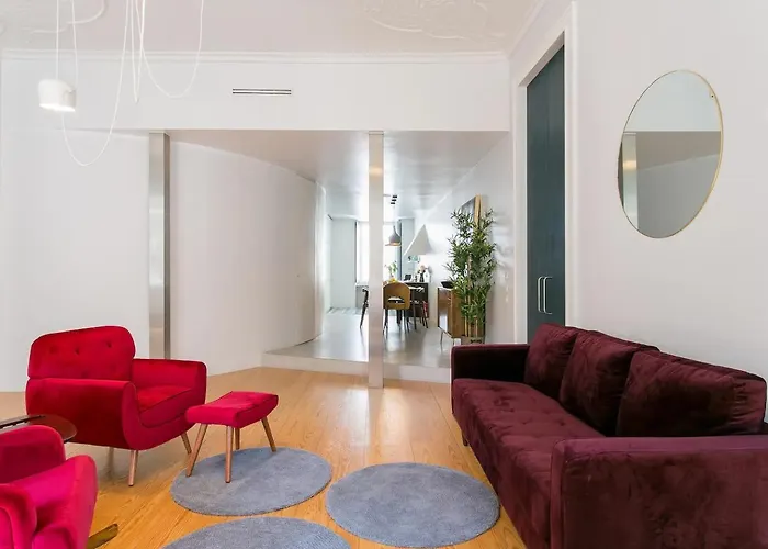 Awarded 3 Bedrooms Upscale Flat@chiado Bairro Alto Apartmán