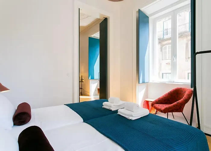 Awarded 3 Bedrooms Upscale Flat@chiado Bairro Alto Apartmán Lisboa